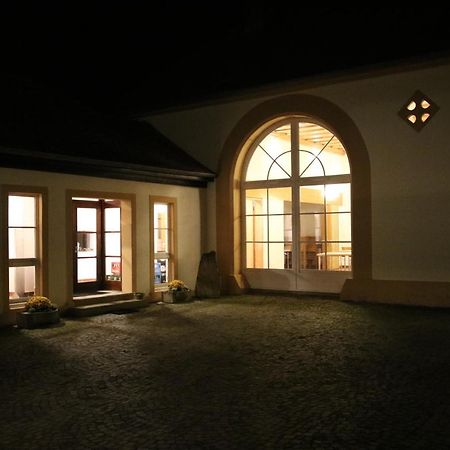 Ferienwohnung Altes Pfarrhaus Bargen Exteriör bild